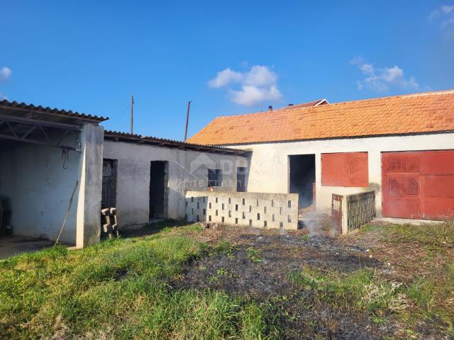 BIOGRAD, RAŠTANE GORNJE - Steinhaus auf einem Grundstück von 2300 m2