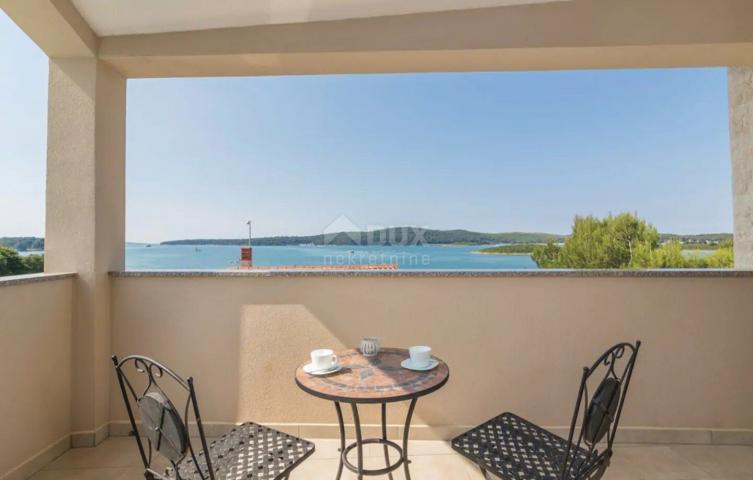 ISTRIA, POMER - Modern villa 2nd row to the sea, panoramic view, furnished