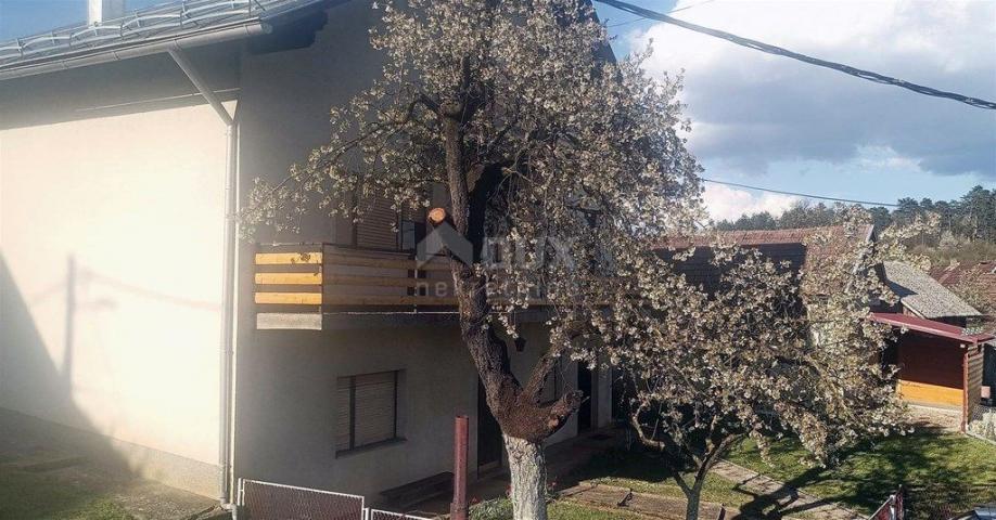 OTOČAC - Haus mit Blick auf die ganze Stadt