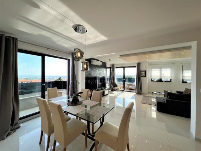 ISTRIA, LIŽNJAN - Luxury apartment 143m2 with sea view!