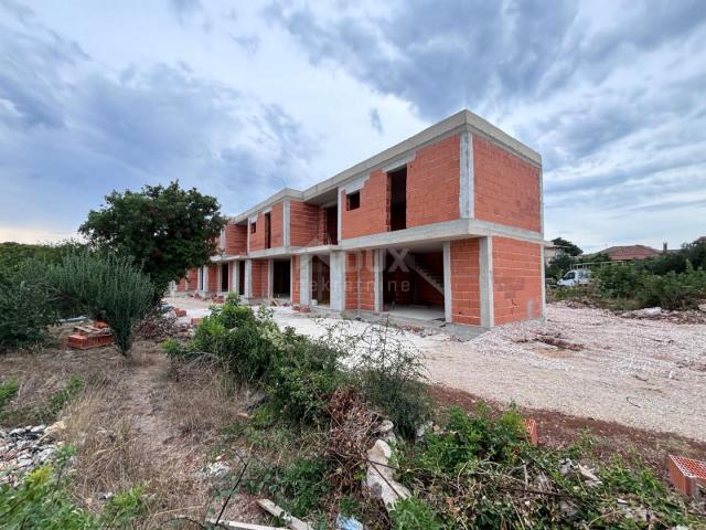 PAKOŠTANE, DRAGE - Two-story apartment under construction A2