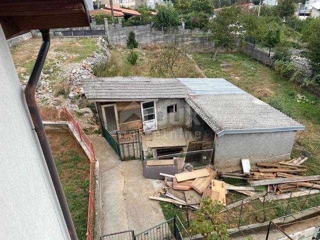 RIJEKA, SRDOČI, GRBCI - detached house with 4 apartments + outbuilding + garden! OPPORTUNITY!