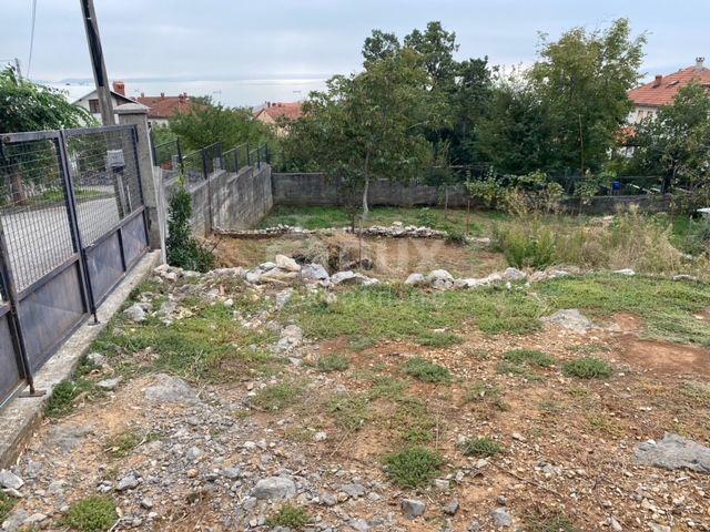 RIJEKA, SRDOČI, GRBCI - detached house with 4 apartments + outbuilding + garden! OPPORTUNITY!