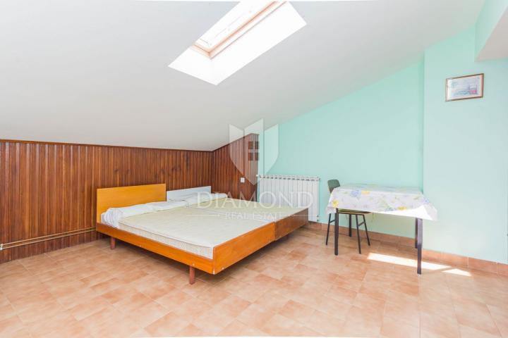 Apartmenthaus mit 4 Apartments in der Nähe von Porec