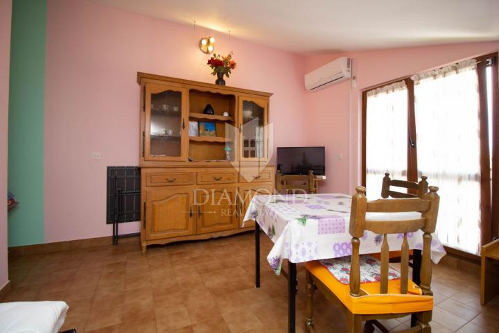 Apartmenthaus mit 4 Apartments in der Nähe von Porec