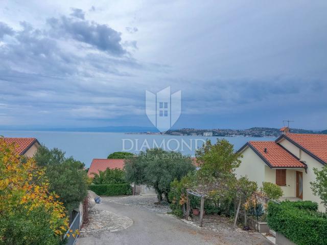 Crveni Vrh, Erdgeschosswohnung mit Meerblick