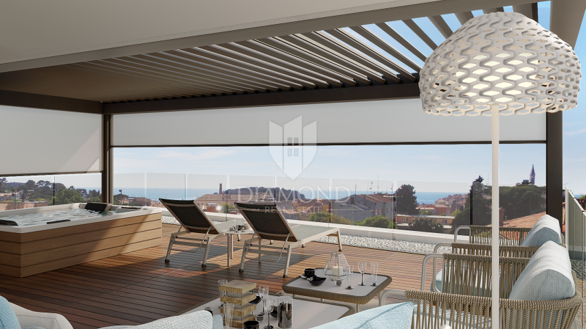 Rovinj, center, penthouse with sea view