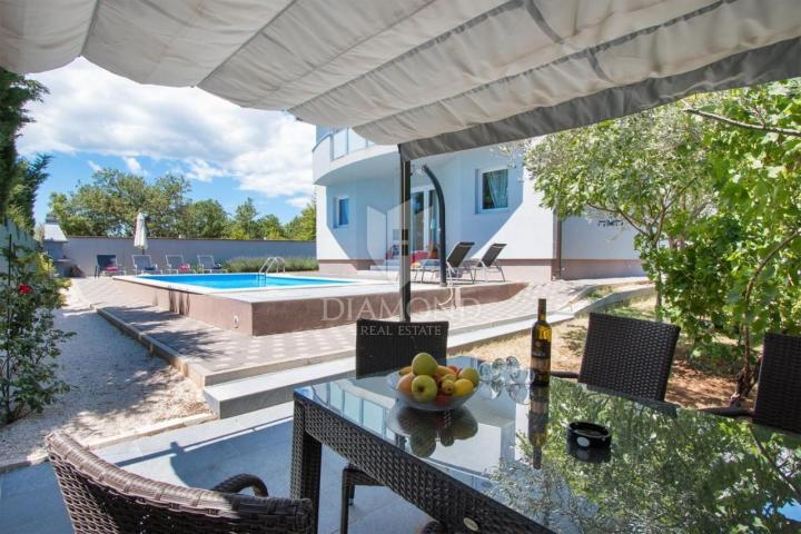 Vodnjan, surroundings, holiday house with pool