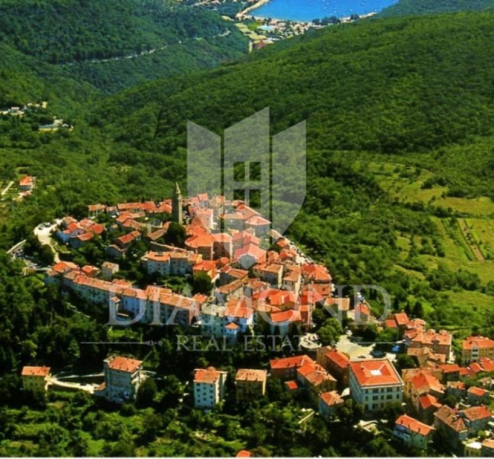 Labin, atraktivni, suvremeni hotel s povijesnim dodirom