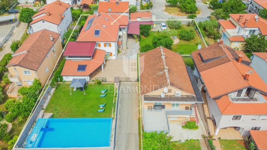 Umag, house with a beautiful garden and pool!