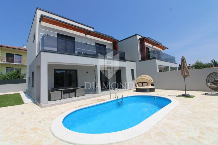 Labin, new modern villa in a top location