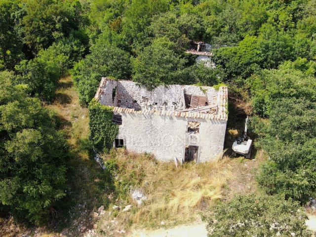 Labin, Rabac, house for renovation with sea view