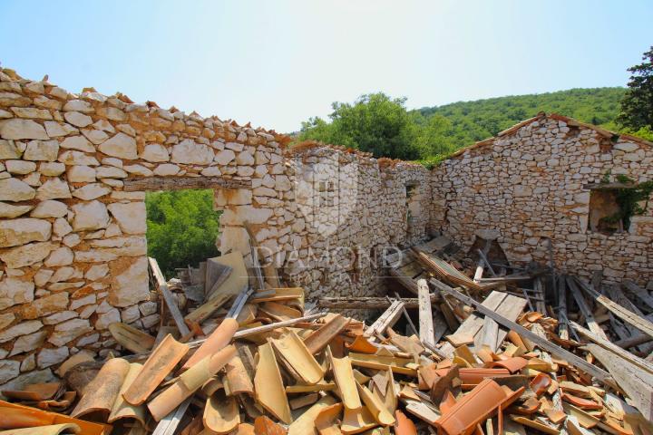 Labin, Rabac, house for renovation with sea view