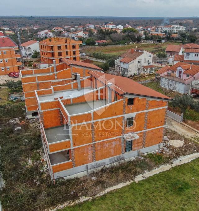 Fažana, surroundings, semi-detached house with sea view