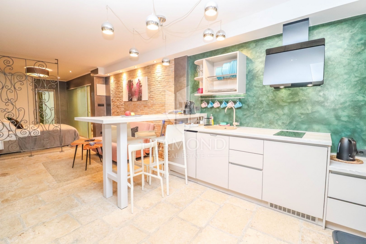 Rovinj, Zentrum, renoviertes Studio-Apartment in einer ruhigen Straße