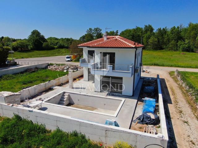 Svetvinčenat, new holiday home with swimming pool