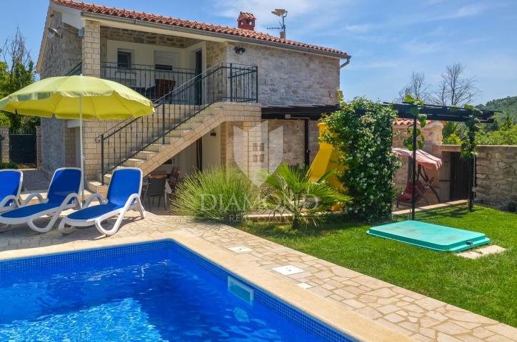 Poreč, surroundings, renovated autochthonous Istrian stone house in a quiet place!