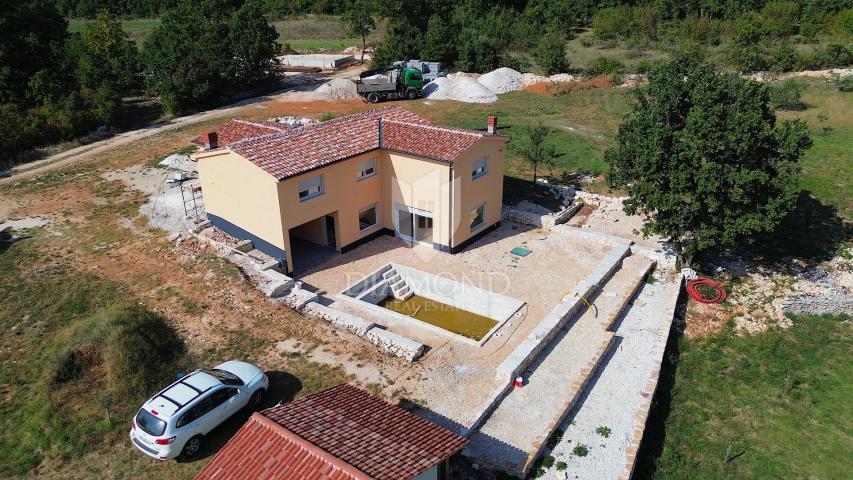 Svetvinčenat, Ferienhaus im Bau