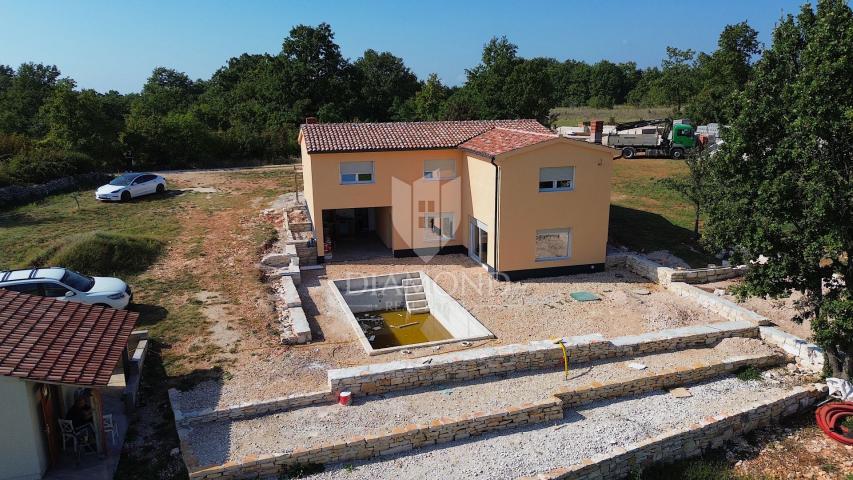 Svetvinčenat, Ferienhaus im Bau