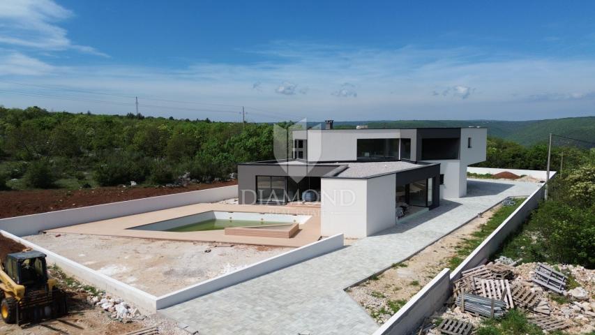 Labin, a beautiful new Villa with a modern design