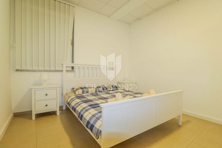 Umag Zentrum, moderne Wohnung mit 3 Schlafzimmern!