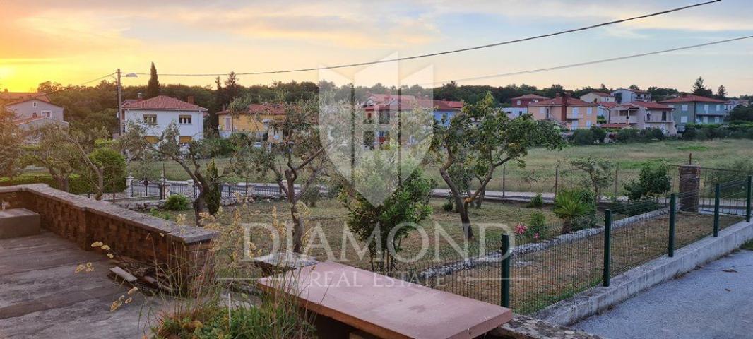 Labin, comfortable apartment in an excellent location