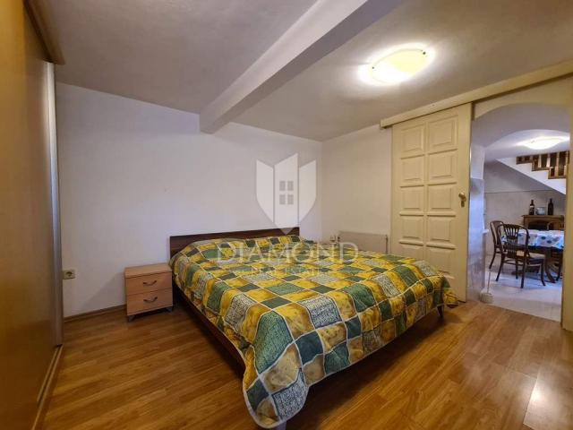 Labin, comfortable apartment in an excellent location