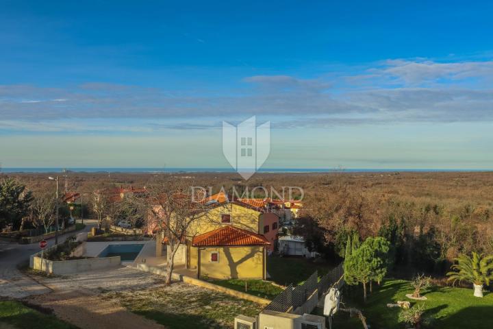 Poreč, surroundings, excellent house with a panoramic view of the sea!