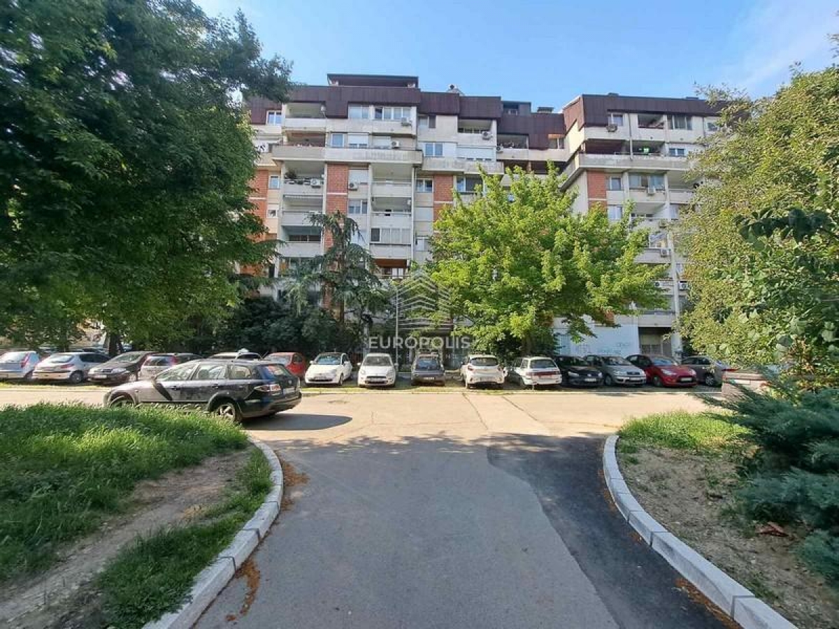 Luja Adamiča, Stari merkator, Novi Beograd ID#3381