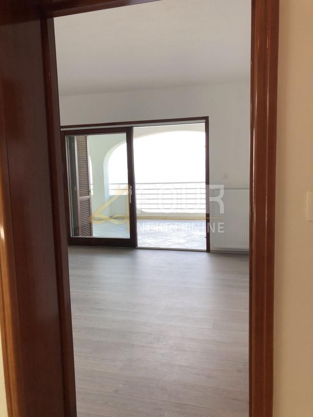 Wohnung Opatija - Centar, Opatija, 170.45m2