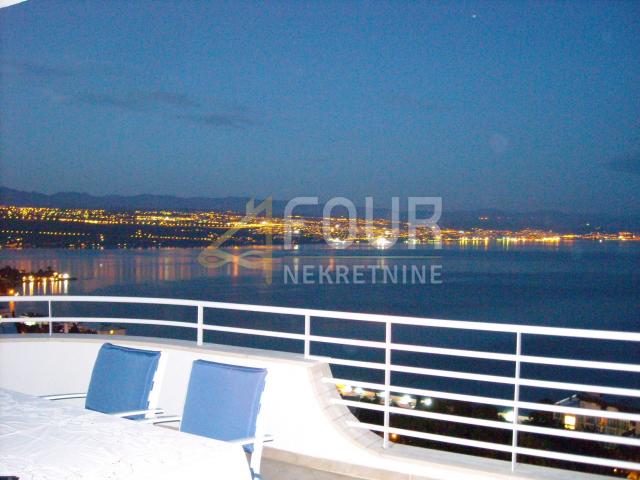 Flat Opatija - Centar, Opatija, 281.14m2