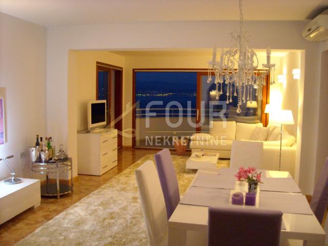 Flat Opatija - Centar, Opatija, 281.14m2