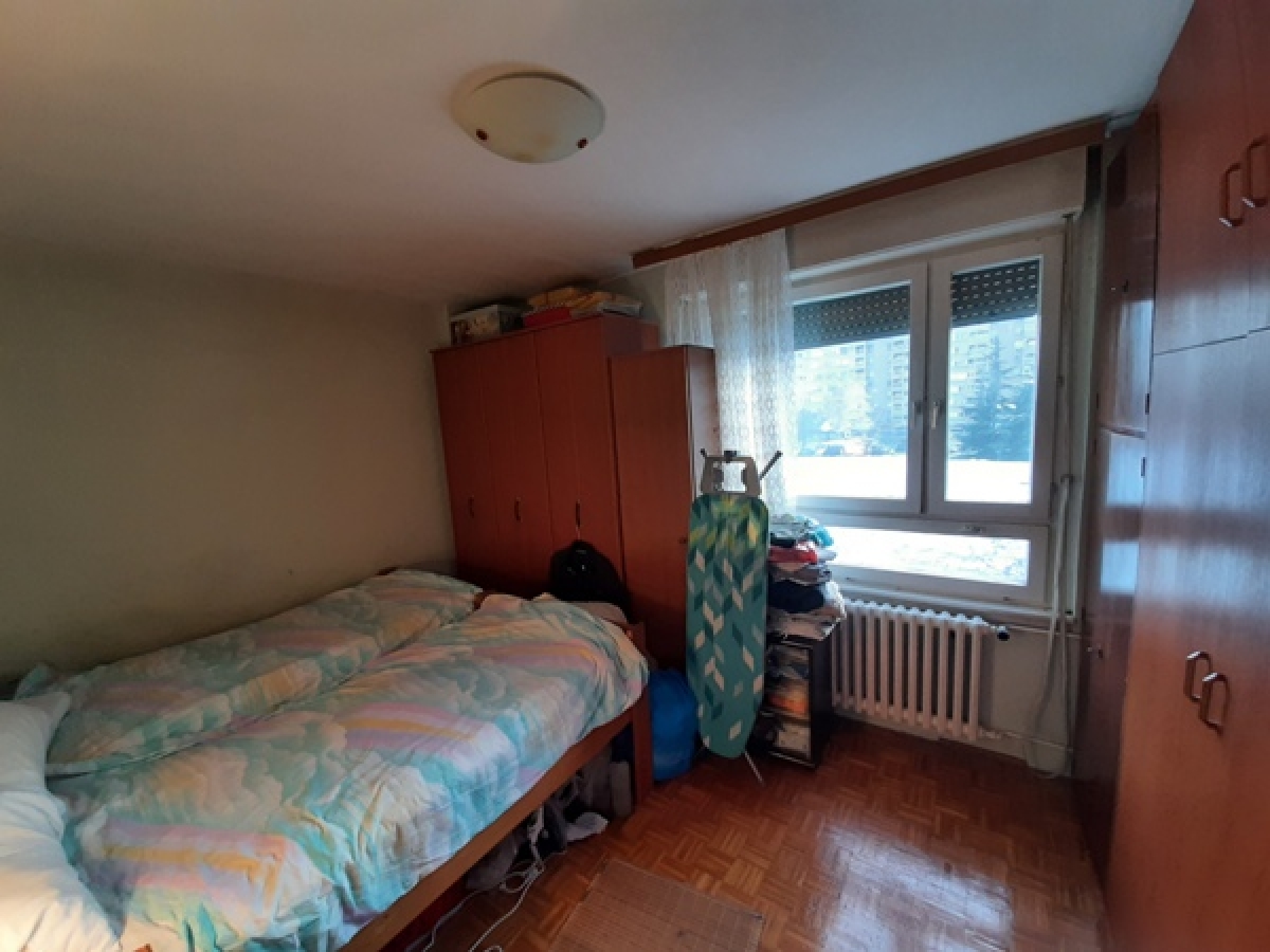 NOVI BEOGRAD BLOK 30 78m2 , L , 249000e