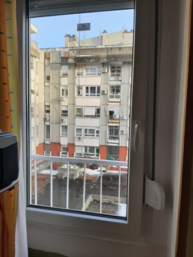 NOVI BEOGRAD BLOK 30 78m2 , L , 249000e