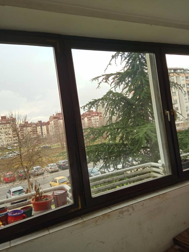 NOVI BEOGRAD BLOK 71 75m2 , T , 168000e