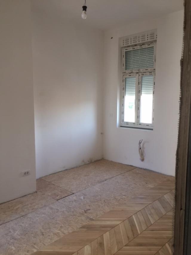 STARI GRAD TERAZIJE 115m2 , T , 345000e