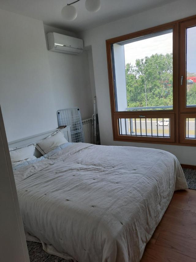 NOVI BEOGRAD WEST 65 83m2 , T , 299000e