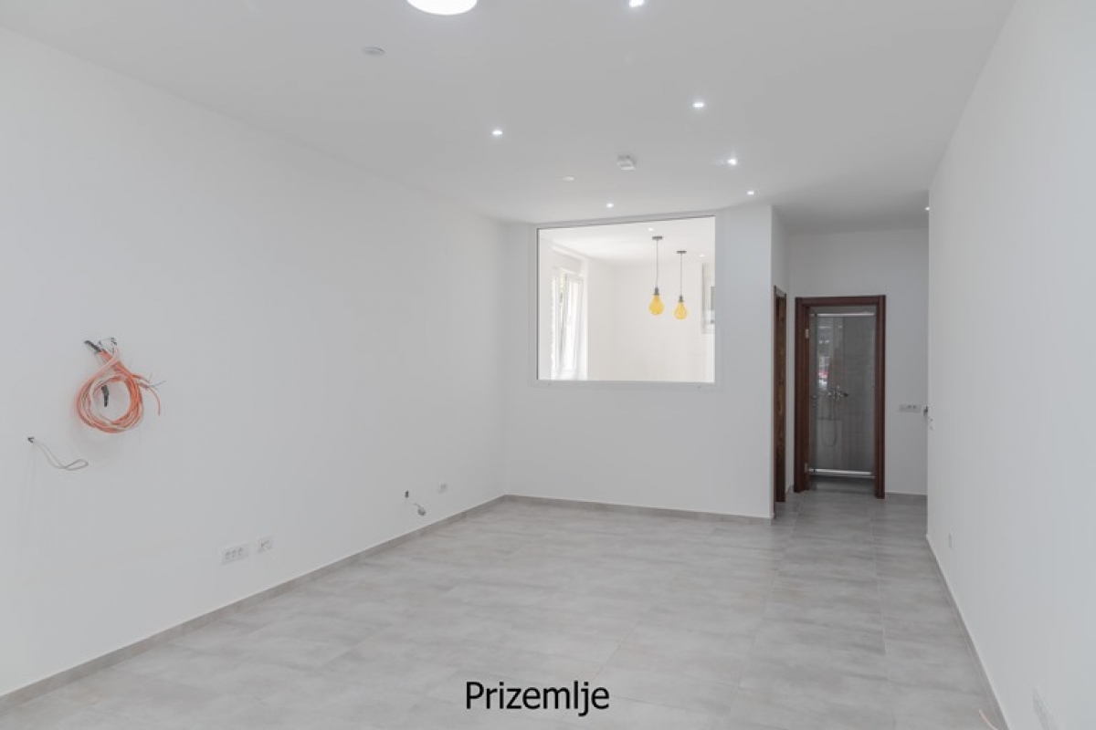 STARI GRAD KALEMEGDAN 221m2 , 635000e