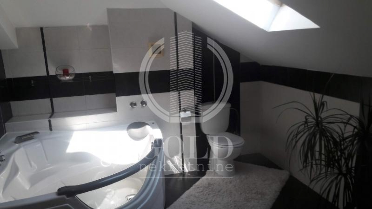 Novi Sad-Nova Detelinara, Janka Čmelika, 113. 00m2, 157125 eur ID#2146