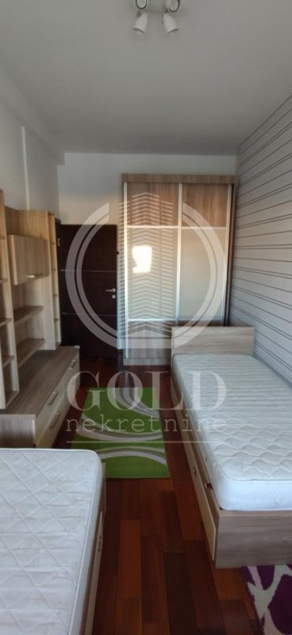 Novi Sad-Bulevar Evrope, 115. 00m2+garažno mesto, 262650 eur ID#3886