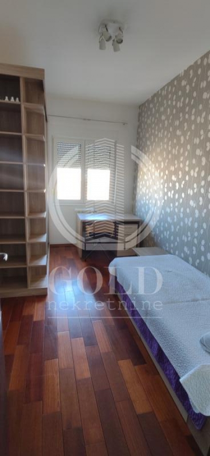 Novi Sad-Bulevar Evrope, 115. 00m2+garažno mesto, 262650 eur ID#3886