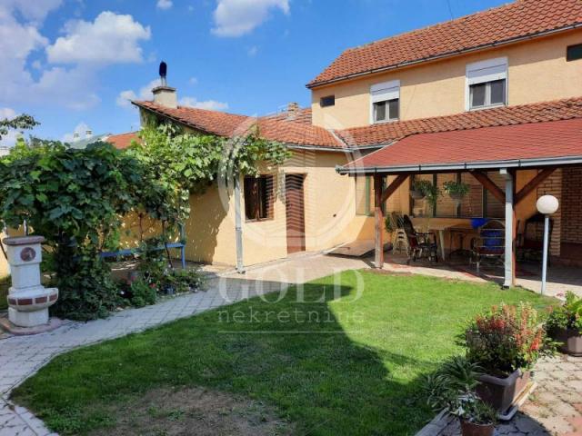 PRODAJA Kuća: NOVI SAD-Novi Sad-Veternik, , 300. 00m2, 228000 eur ID#5059