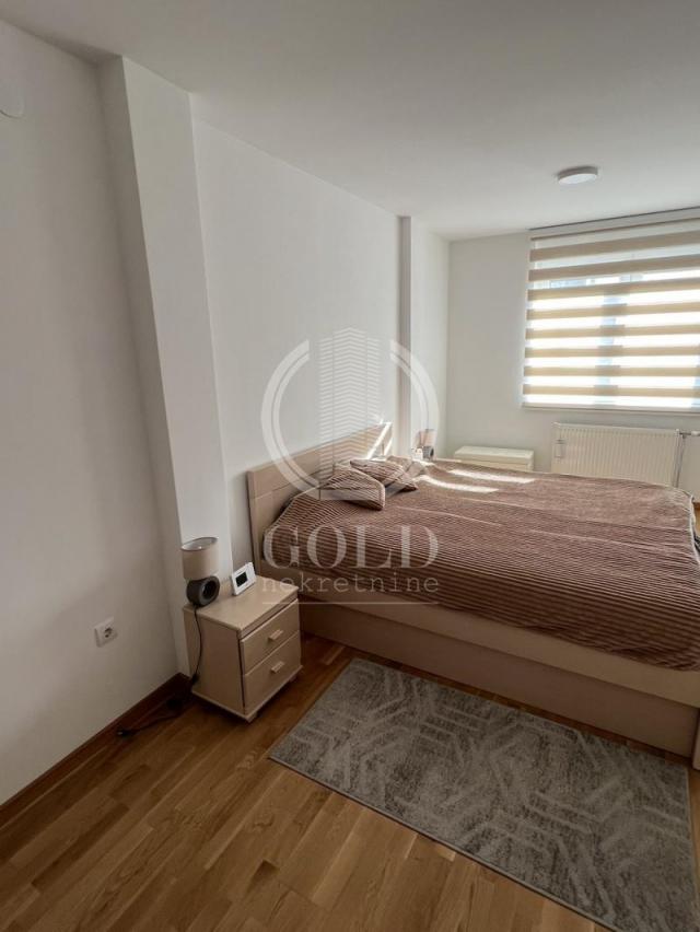 PRODAJA Stan 3. 0+ garaža: NOVI SAD-Bulevar Evrope, , 87m2, 262650e ID#5199