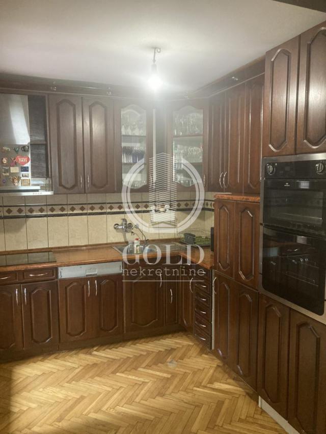 ODLIČNA KUĆA ZA IZDAVANJE - GREAT HOUSE FOR RENT ID#5999