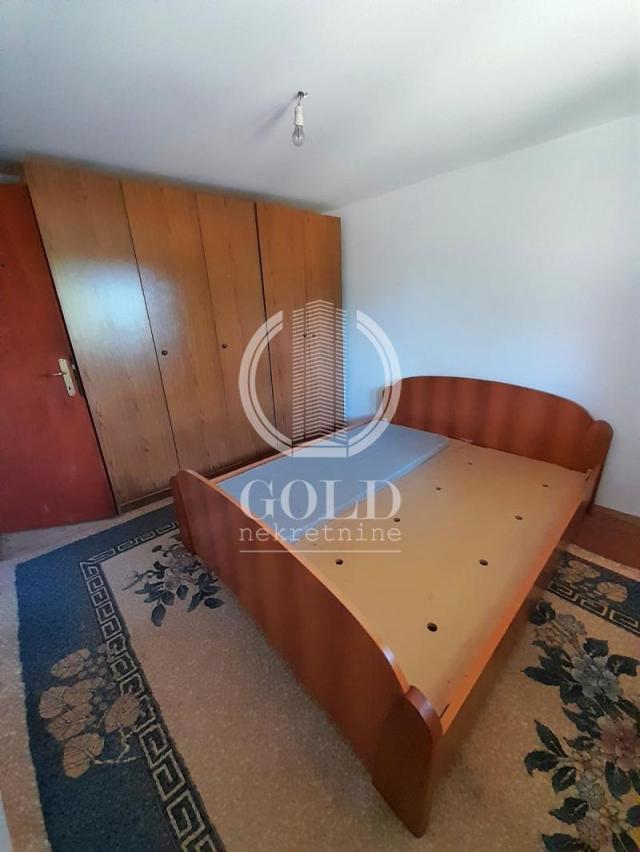 IZDAVANJE Kuća: NOVI SAD-Novi Sad-Adice, , 120. 00m2, 500e ID#6040