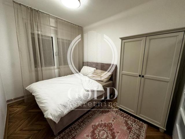 PRODAJA Stan 3. 0: NOVI SAD-Novi Sad-Centar, Pavla Papa, 72. 00m2, 247200 eur ID#6687