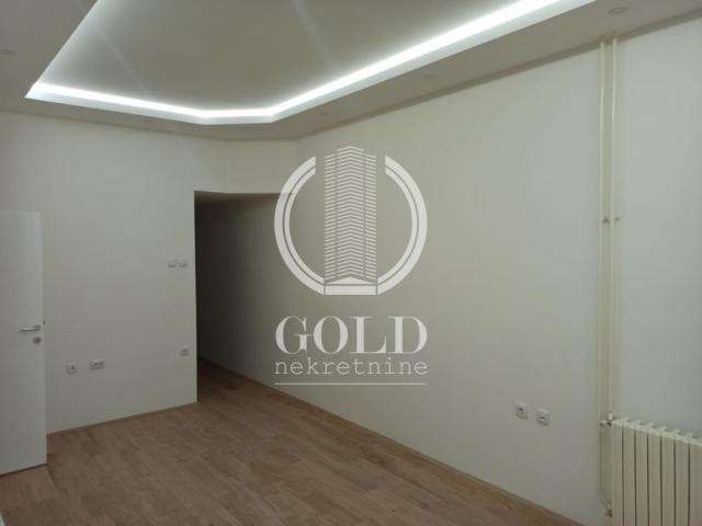 PRODAJA Stan 2. 5: NOVI SAD- Centar, Pavla Papa, 58m2, 154500 eur ID#6952