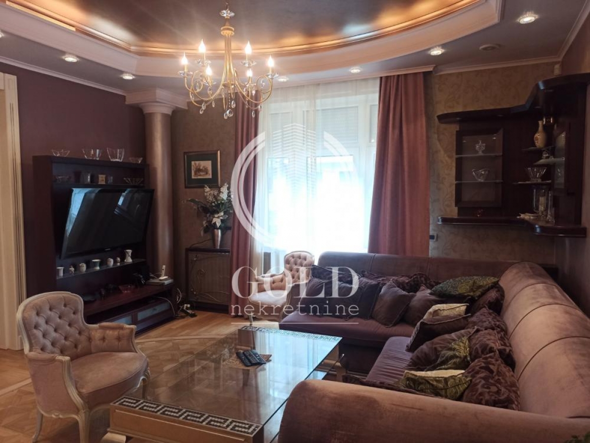 IZDAVANJE Kuća: NOVI SAD- Centar, Vase Stajića, 260m2, 2000 eur ID#6961