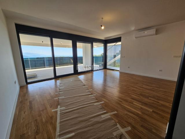 Flat Krk, 140m2