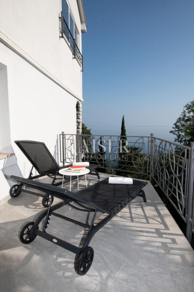 Flat Opatija - Centar, Opatija, 118,40m2